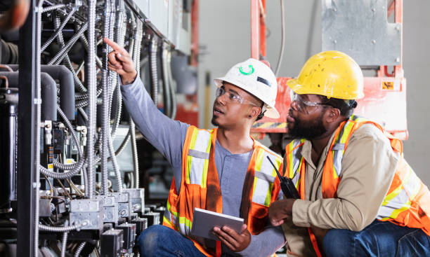 Best Emergency Electrician Near Me  in Clintonville, WI